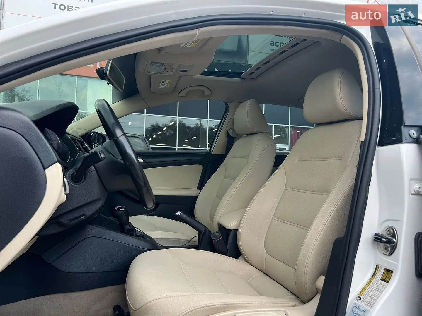 2011 Volkswagen Jetta - мініатюра 28