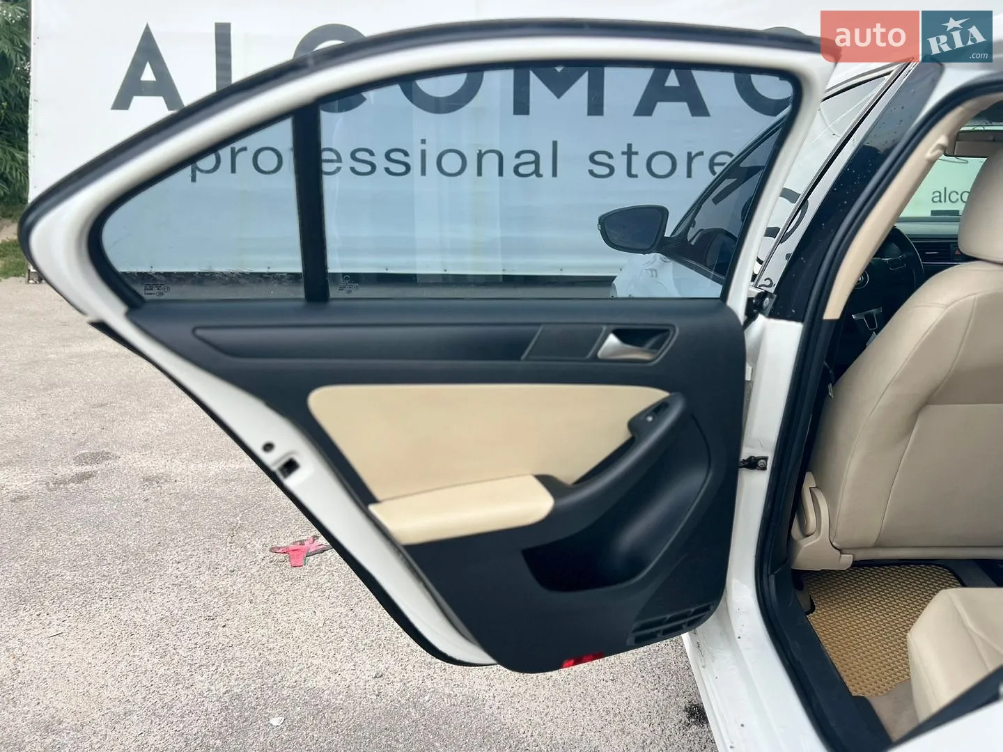 2011 Volkswagen Jetta - мініатюра 37