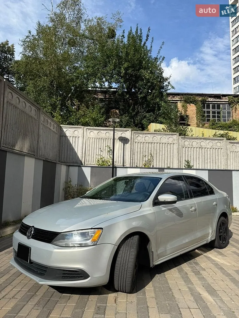 2011 Volkswagen Jetta - мініатюра 3