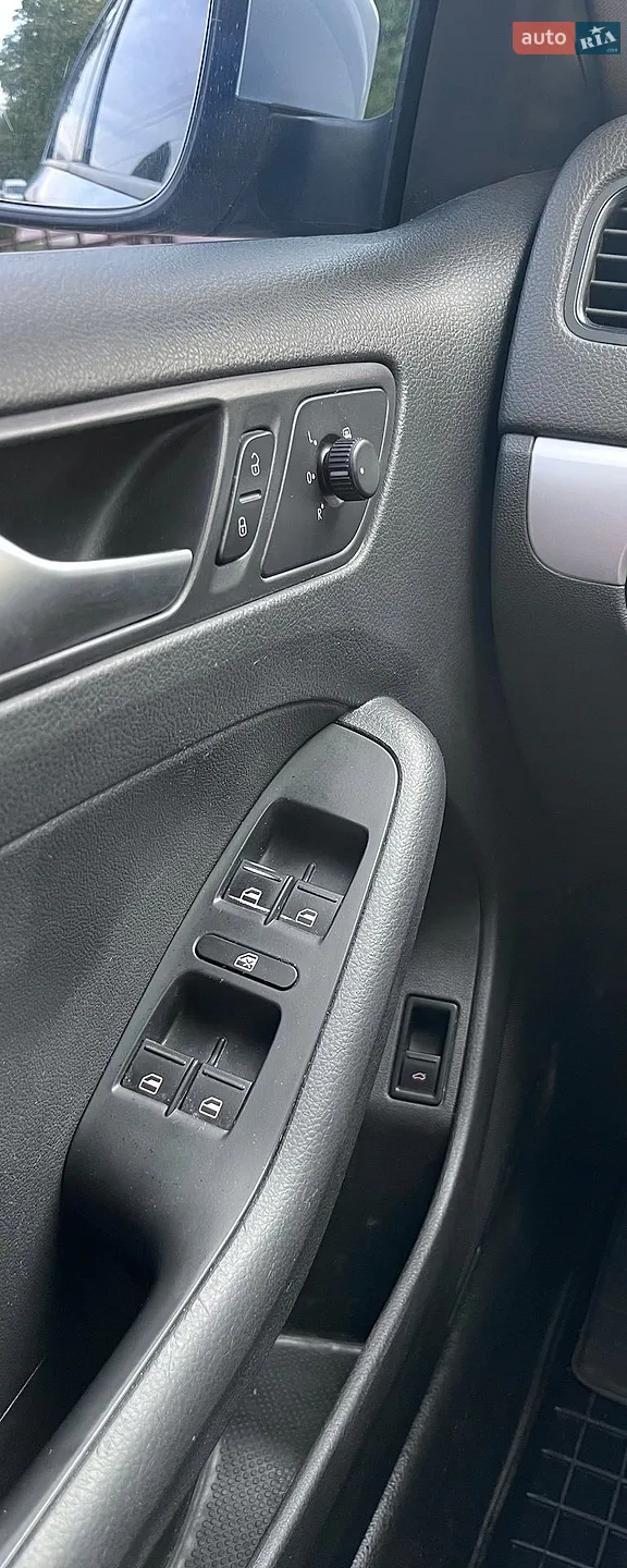 2014 Volkswagen Jetta - мініатюра 25