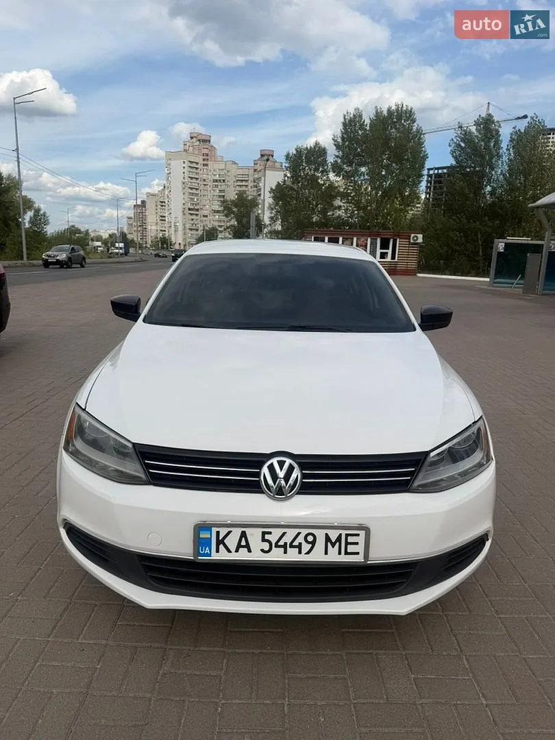 2012 Volkswagen Jetta - фото 1