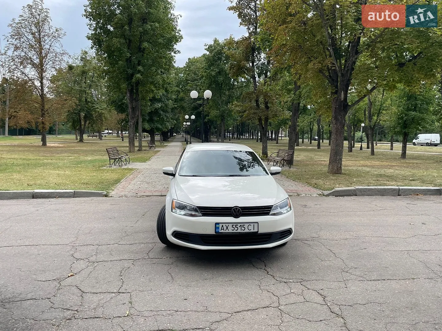 2011 Volkswagen Jetta - мініатюра 2