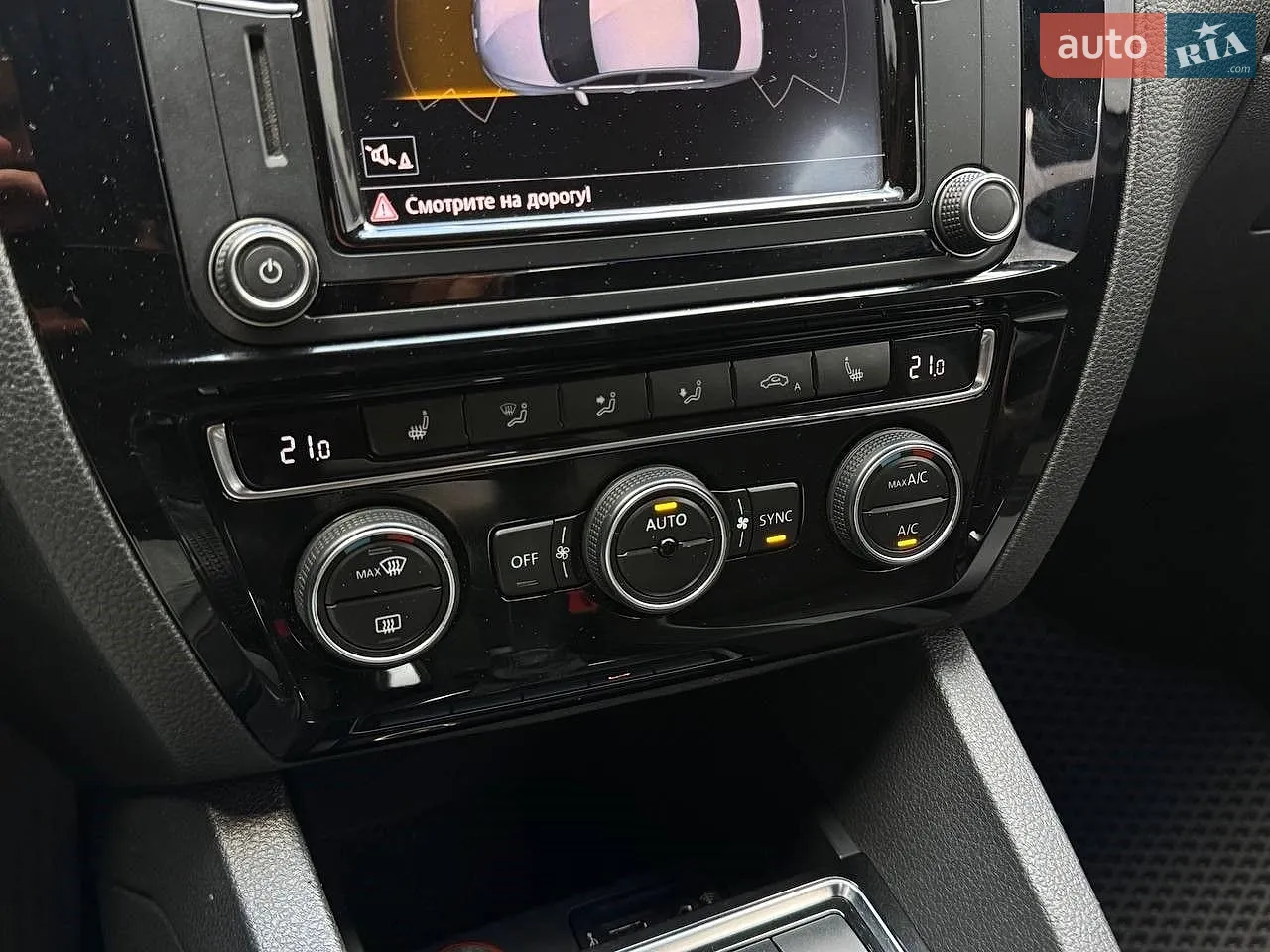 2016 Volkswagen Jetta - мініатюра 33