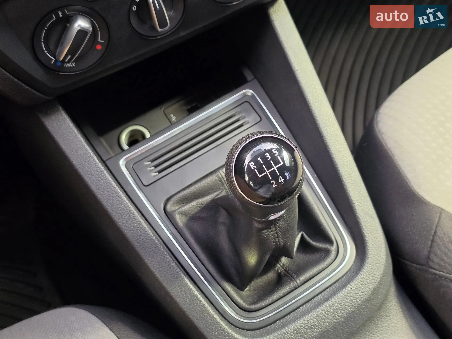 2016 Volkswagen Jetta - мініатюра 29