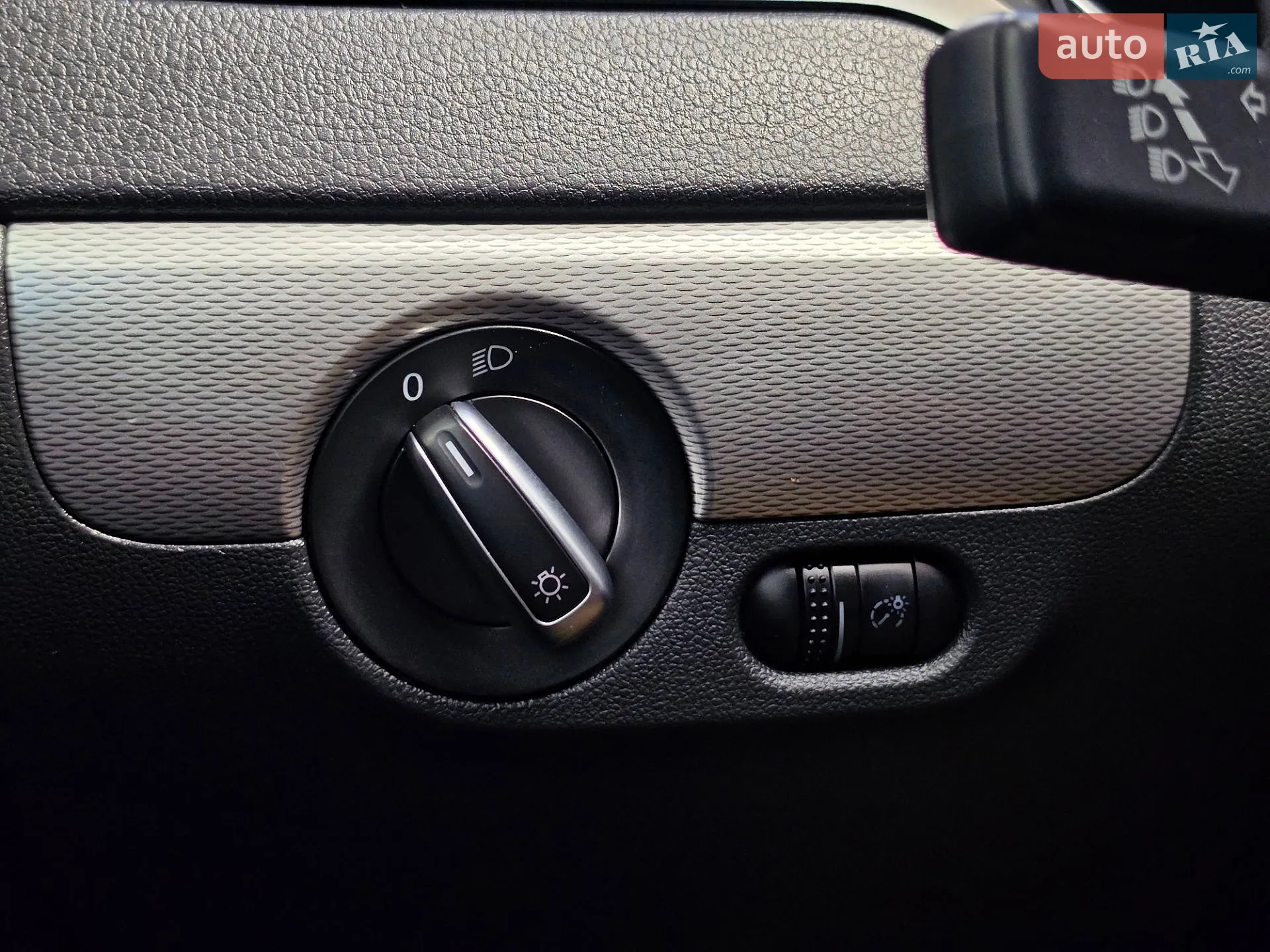 2016 Volkswagen Jetta - мініатюра 32