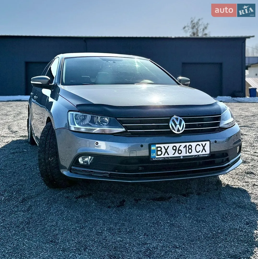 2015 Volkswagen Jetta - фото 1