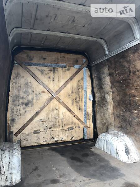 Вантажопасажирський фургон Volkswagen LT 2004 в Володимирі