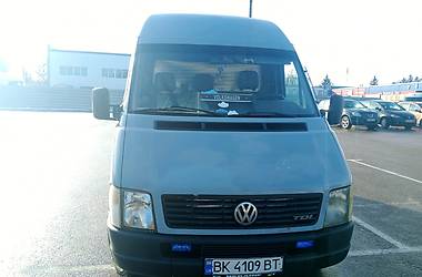 Вантажопасажирський фургон Volkswagen LT 2001 в Рівному