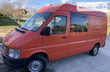 Универсал Volkswagen LT 2005 в Вараше