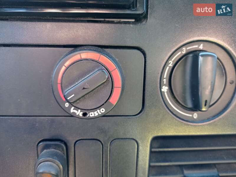 Мікроавтобус Volkswagen LT 2006 в Ужгороді