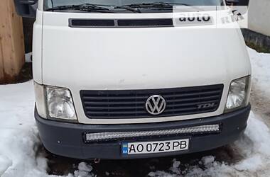 Вантажопасажирський фургон Volkswagen LT 2002 в Іршаві