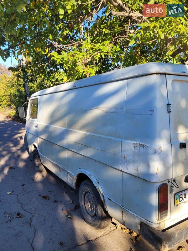 Мікроавтобус Volkswagen LT 1995 в Новоукраїнці