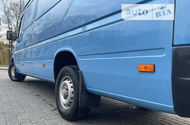 Вантажний фургон Volkswagen LT 2005 в 