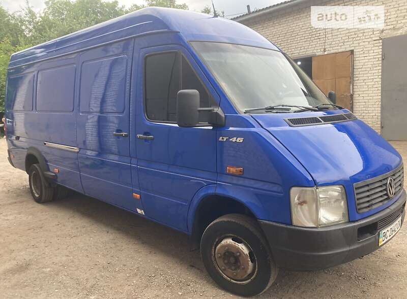 Грузовой фургон Volkswagen LT 2003 в Львове
