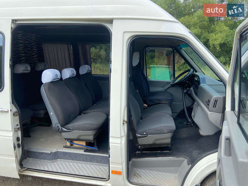 Мінівен Volkswagen LT 2004 в Могилів-Подільському