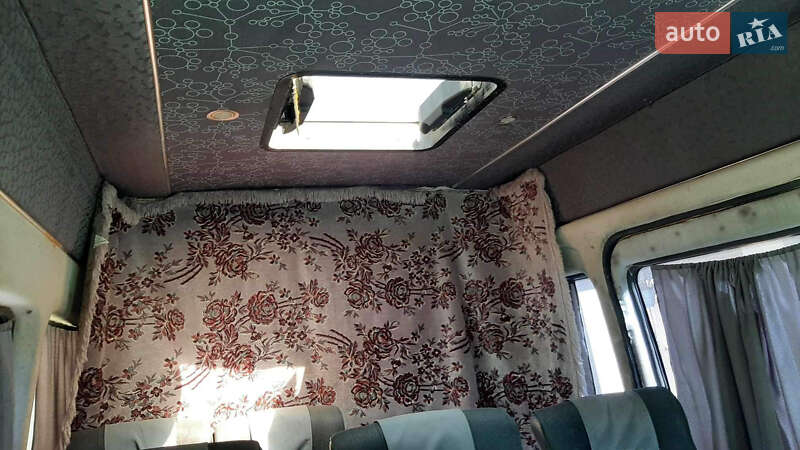 Мікроавтобус Volkswagen LT 2005 в Хусті