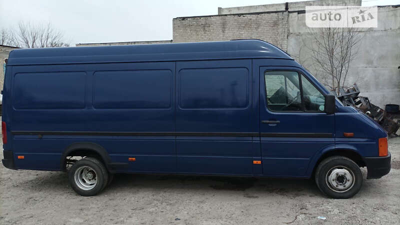 Вантажний фургон Volkswagen LT 2005 в Дніпрі