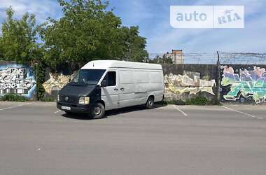 Грузовой фургон Volkswagen LT 2003 в Луцке