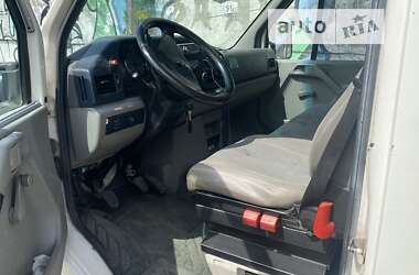 Грузовой фургон Volkswagen LT 2003 в Луцке