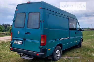 Вантажопасажирський фургон Volkswagen LT 2003 в Вараші