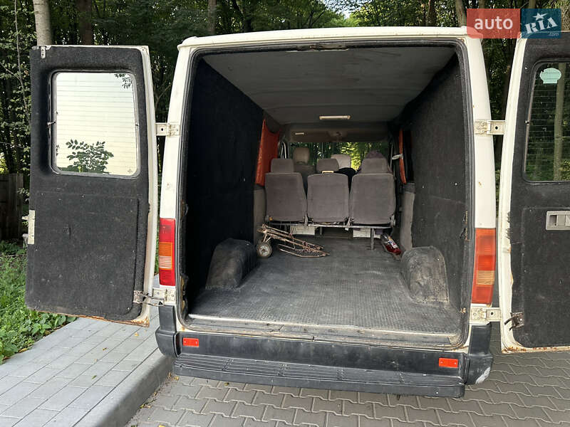 Грузопассажирский фургон Volkswagen LT 2003 в Тернополе