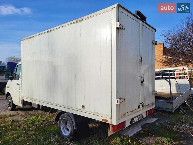 Вантажний фургон Volkswagen LT 2003 в Вінниці