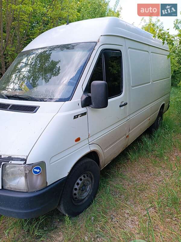 Вантажний фургон Volkswagen LT 2005 в Черкасах