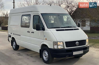 Вантажопасажирський фургон Volkswagen LT 2004 в Сарнах