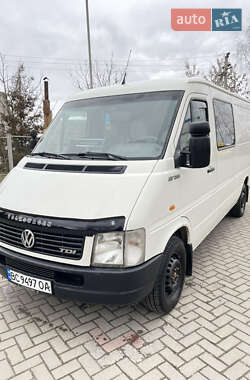 Вантажопасажирський фургон Volkswagen LT 2004 в Самборі