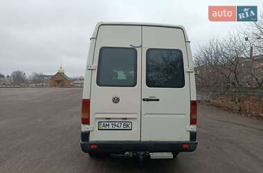 Вантажопасажирський фургон Volkswagen LT 2003 в Тульчині