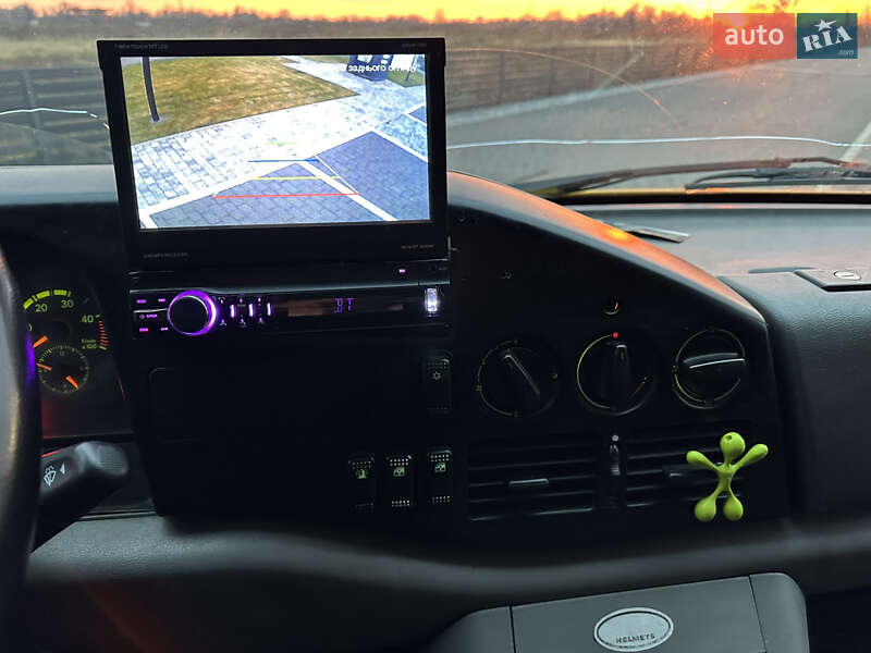 Вантажний фургон Volkswagen LT 2006 в Мукачевому