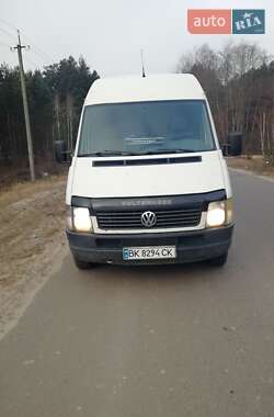 Вантажний фургон Volkswagen LT 2004 в Вараші