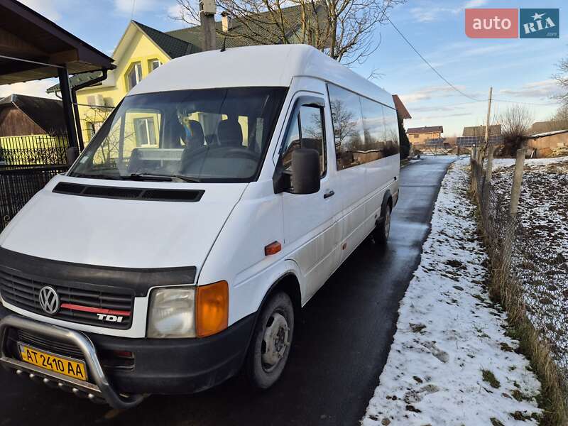 Мікроавтобус Volkswagen LT 2000 в Івано-Франківську