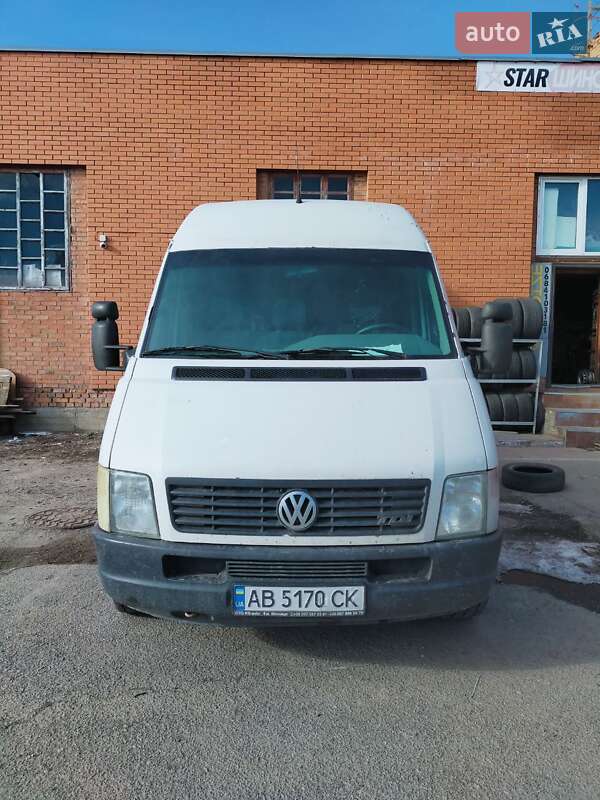 Вантажний фургон Volkswagen LT 2004 в Вінниці