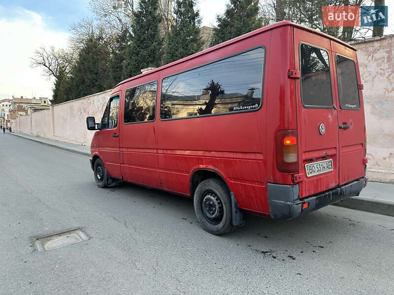Міський автобус Volkswagen LT 2000 в Чернівцях