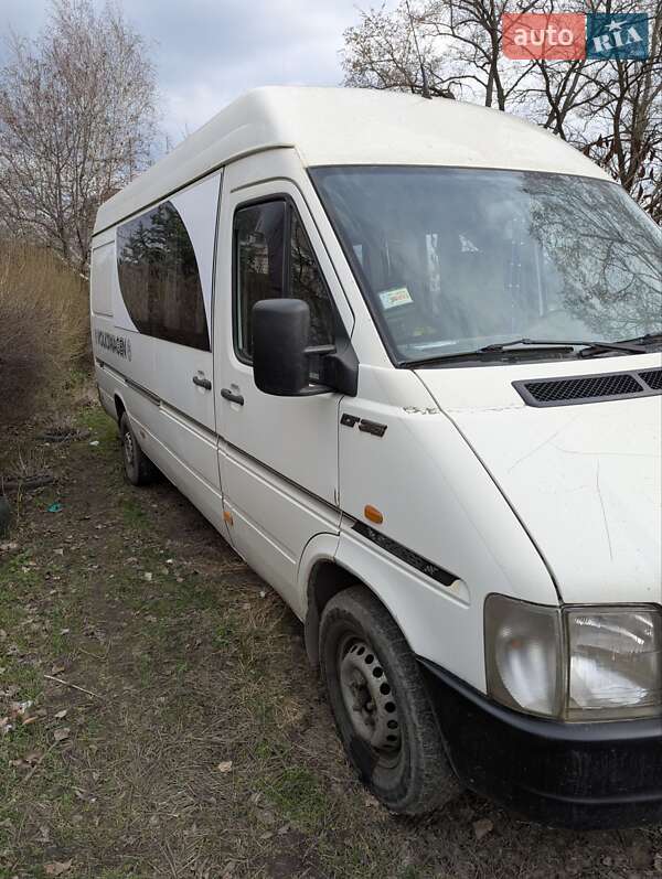 Мікроавтобус Volkswagen LT 2005 в Новомосковську фото 4 Мікроавтобус Volkswagen LT 2005 в Новомосковську
