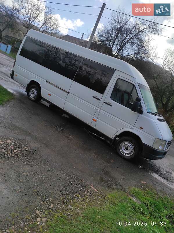 Микроавтобус Volkswagen LT 2006 в Хусте