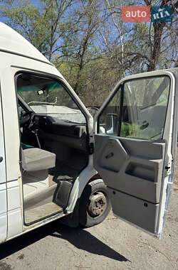 Грузовой фургон Volkswagen LT 2006 в 