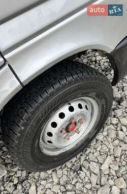 Грузовой фургон Volkswagen LT 2004 в 