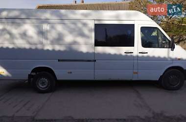 Вантажопасажирський фургон Volkswagen LT 2004 в 