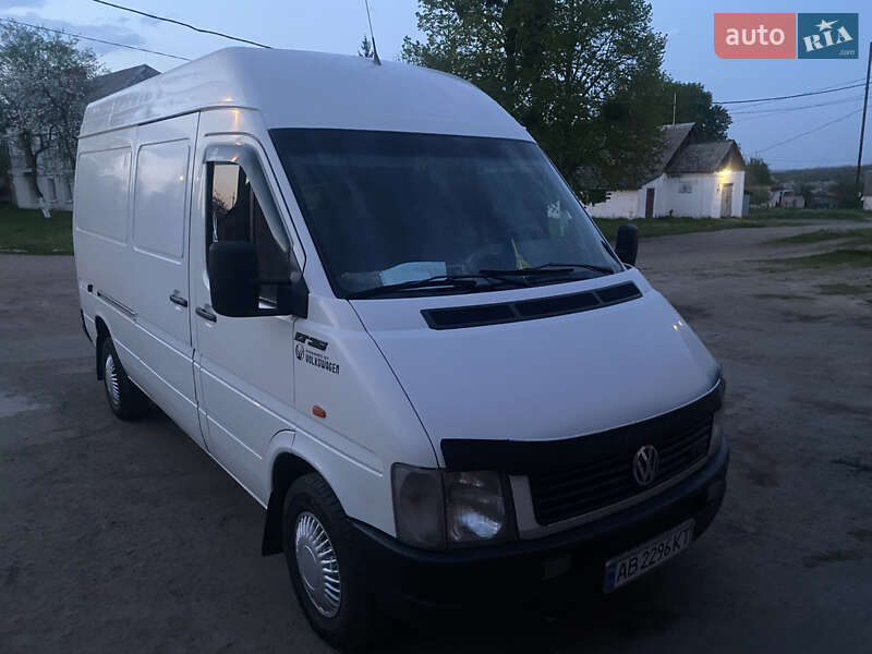 Вантажний фургон Volkswagen LT 2004 в Жмеринці