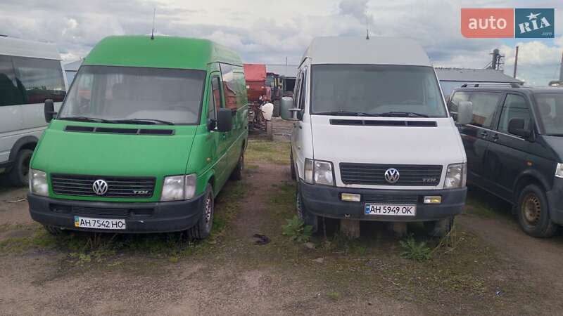Грузопассажирский фургон Volkswagen LT 2003 в 