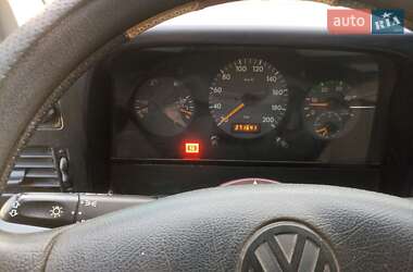Грузовой фургон Volkswagen LT 2006 в 