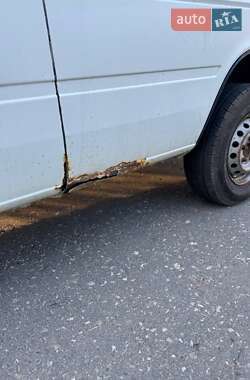 Вантажний фургон Volkswagen LT 2003 в 