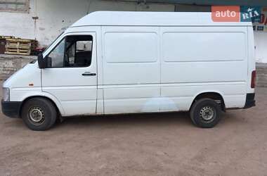 Грузопассажирский фургон Volkswagen LT 2004 в 