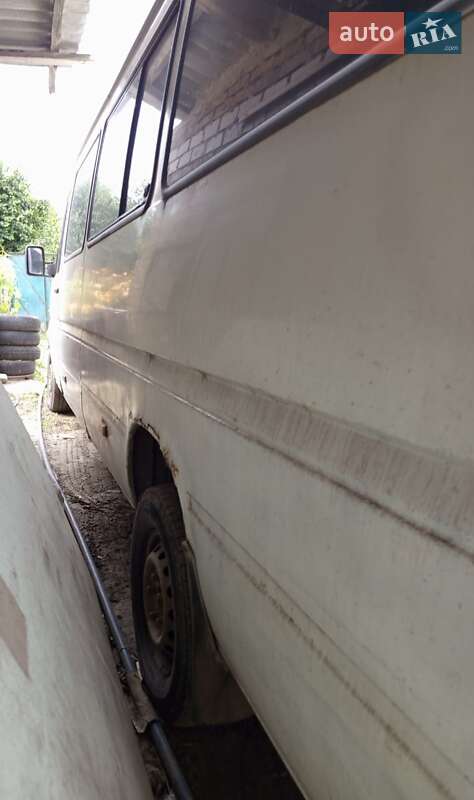 Другие автобусы Volkswagen LT 2002 в Запорожье