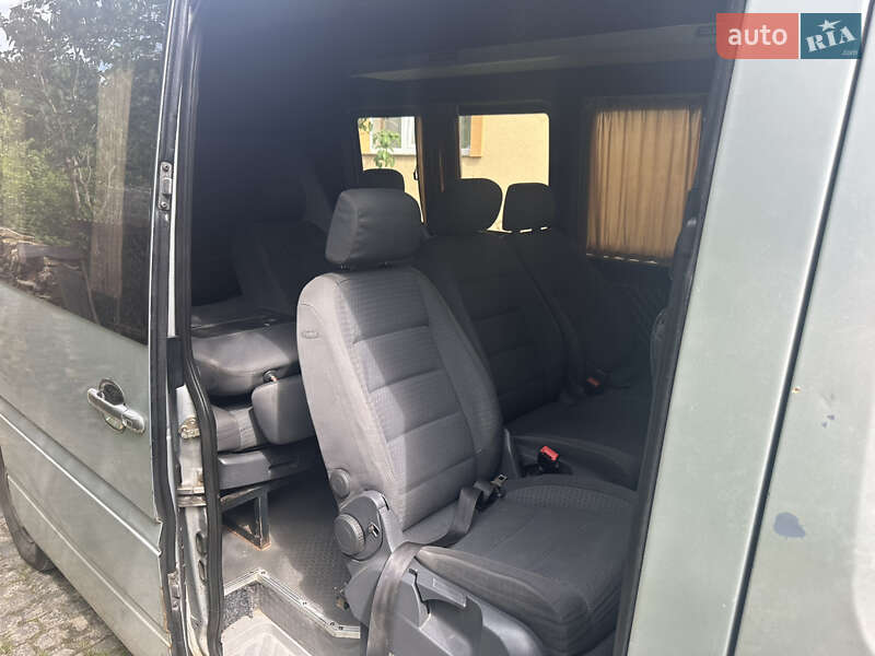 Вантажопасажирський фургон Volkswagen LT 2006 в Львові