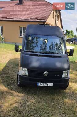 Грузопассажирский фургон Volkswagen LT 2002 в 