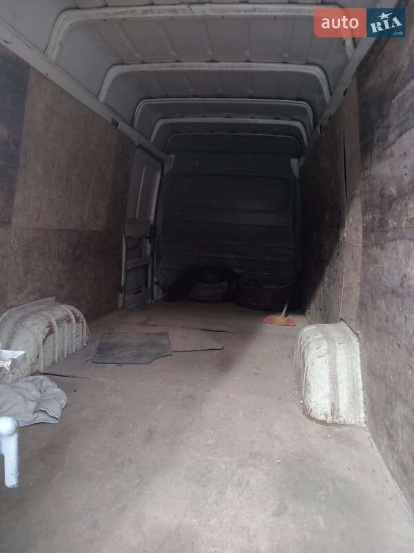 Вантажний фургон Volkswagen LT 2005 в Тернополі