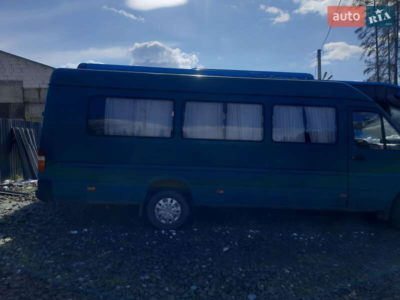 Микроавтобус Volkswagen LT 2000 в Луцке